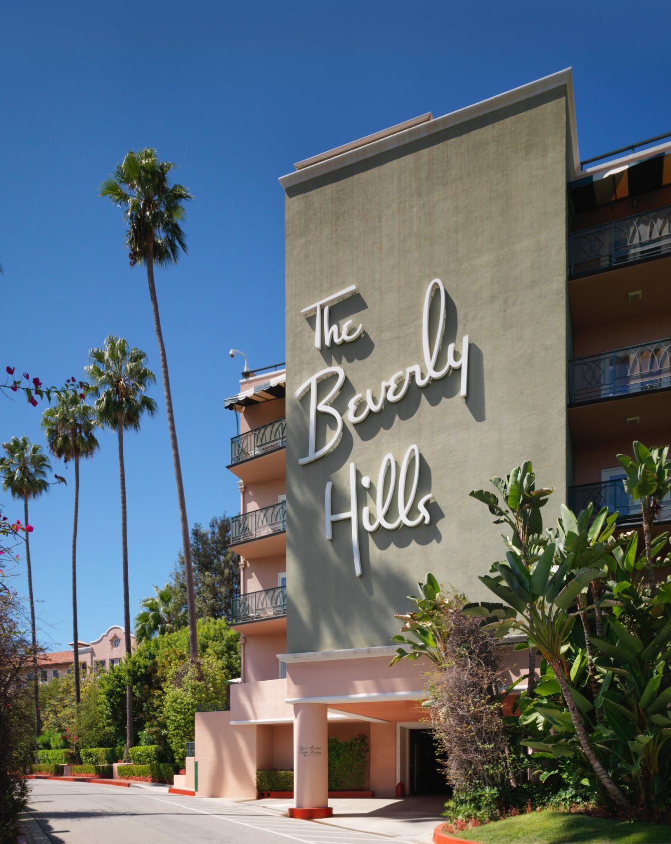 Comment est-ce de vivre dans un manoir de célébrité à Beverly Hills ?